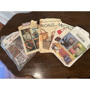 Lot of Vintage 80s/90s Sewing‎ Patterns Hats, Bags, Scarves, Gloves, and more!